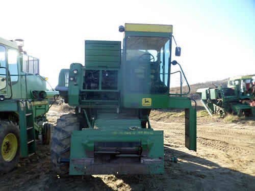 Used John Deere 4400 Combine parts.
