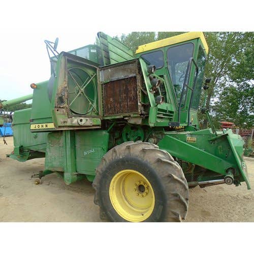 Used John Deere 4400 Combine Parts Used John Deere 4400 Combine Parts