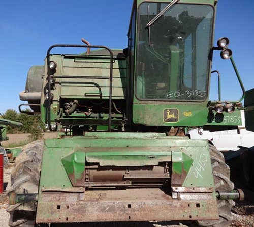 Used John Deere 4400 Combine parts.
