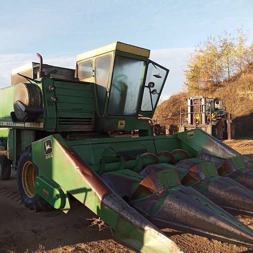 Used John Deere 4400 Combine Parts Used John Deere 4400 Combine Parts