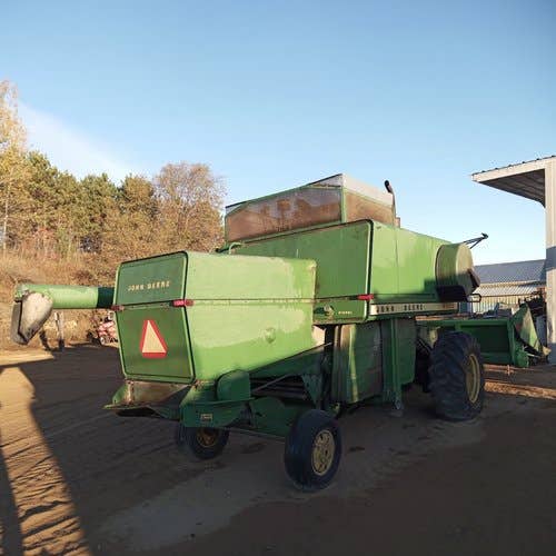 Used John Deere 4400 Combine parts.