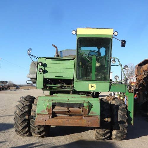 Used John Deere 4400 Combine parts.