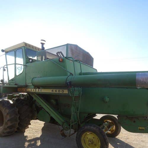 Used John Deere 4400 Combine parts.