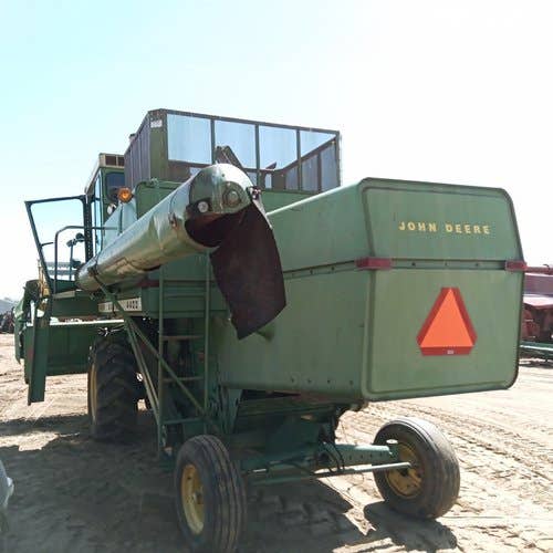 Used John Deere 4400 Combine parts.