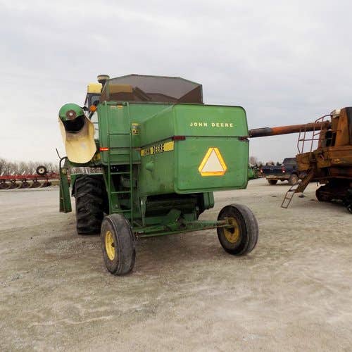 Used John Deere 4420 Combine parts.