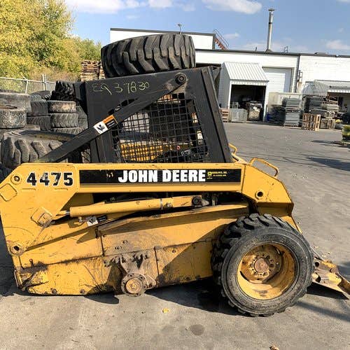 Used John Deere 4475 Skid Steer Loader parts.