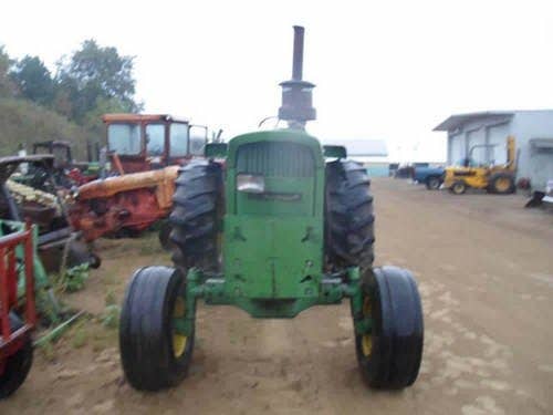Used John Deere 4520 Tractor parts.