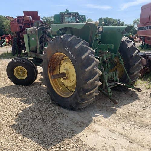 Used John Deere 4520 Tractor parts.