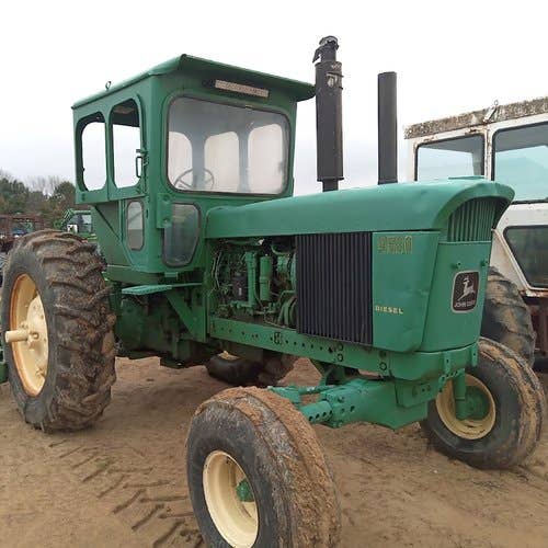 Used John Deere 4520 Tractor parts.
