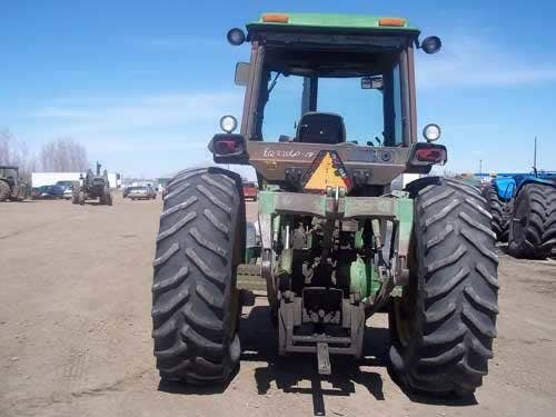 Used John Deere 4640 Tractor parts.