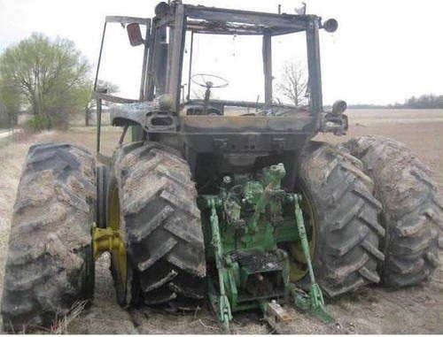 Used John Deere 4640 Tractor parts.