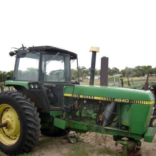 Used John Deere 4640 Tractor parts.