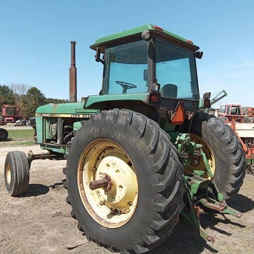 Used John Deere 4640 Tractor parts.