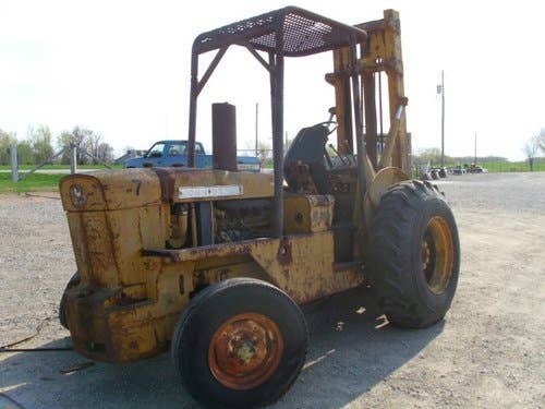 Used John Deere 480 Construction & Industrial parts.