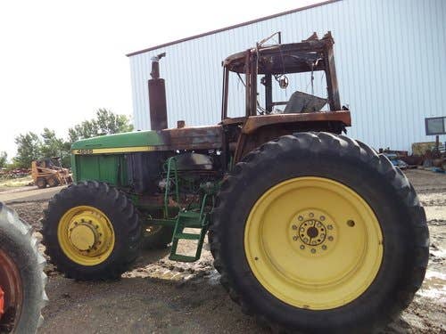 Used John Deere 4955 Tractor parts.