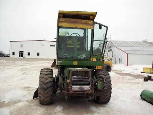 Used John Deere 5400 Harvester parts.