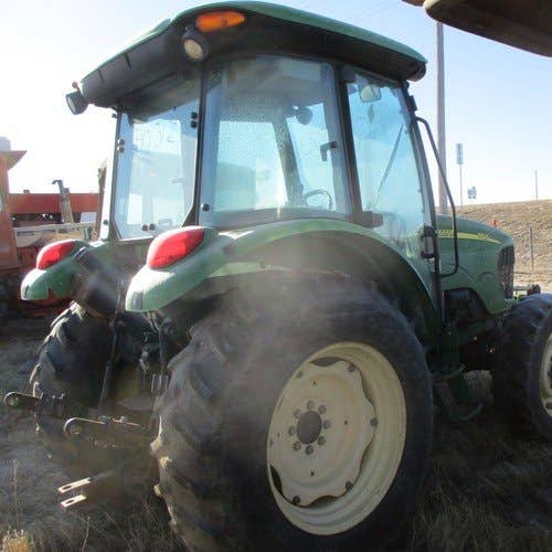 Used John Deere 5525 Tractor parts.