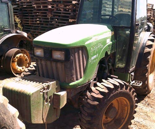 Used John Deere 5525 Tractor parts.
