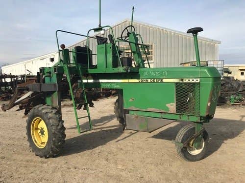 Used John Deere 6000 Sprayer parts.