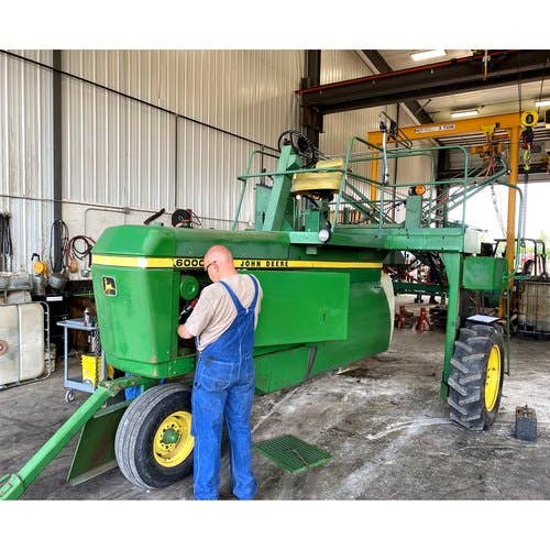 Used John Deere 6000 Sprayer parts.
