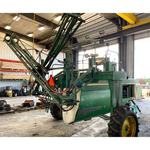 Used John Deere 6000 Sprayer parts.