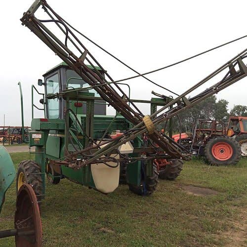 Used John Deere 6000 Sprayer parts.