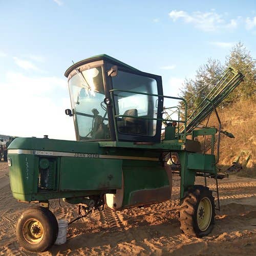 Used John Deere 6000 Sprayer parts.