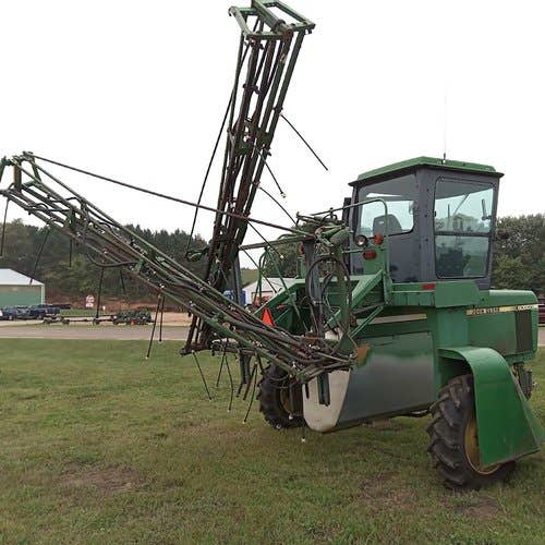 Used John Deere 6000 Sprayer parts.