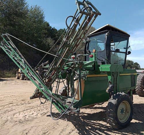 Used John Deere 6000 Sprayer parts.