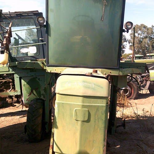 Used John Deere 6000 Sprayer parts.