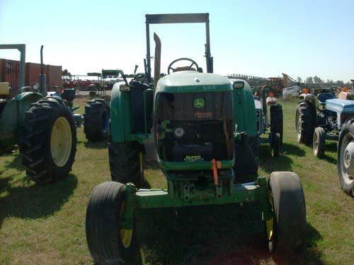 Used John Deere 6220 Tractor parts.