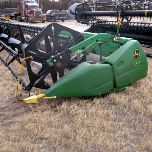 Used John Deere 635 Header parts.