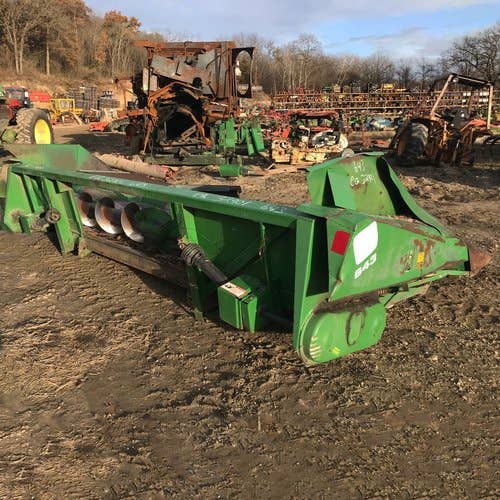 Used John Deere 643 Header parts.