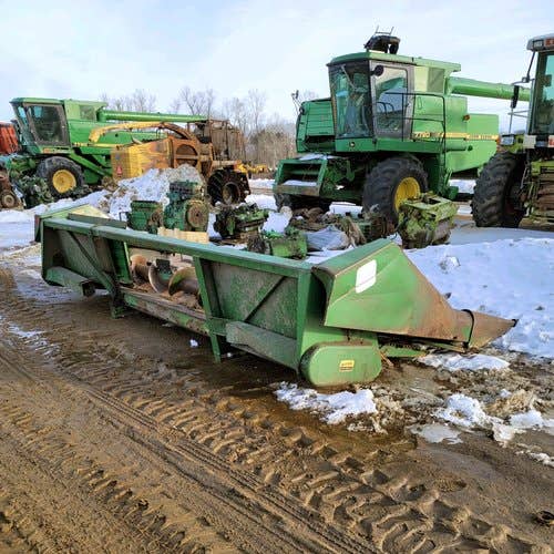 Used John Deere 643 Header parts.