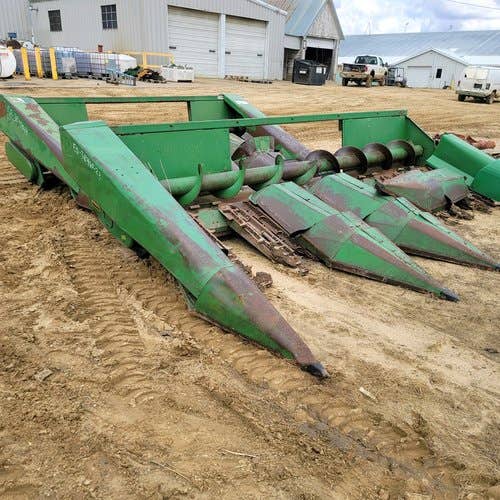Used John Deere 643 Header parts.