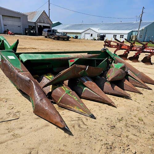 Used John Deere 643 Header parts.