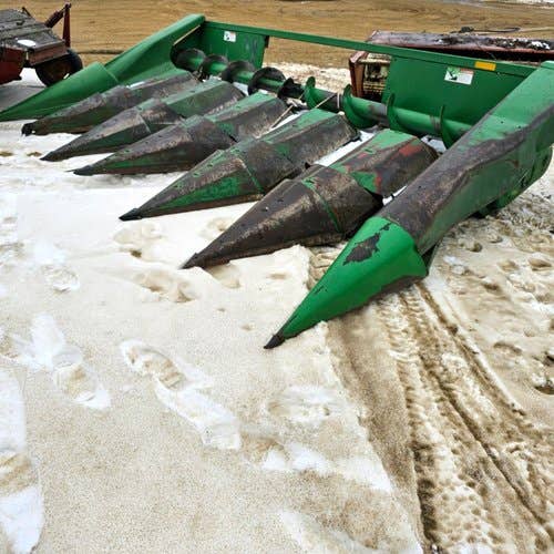 Used John Deere 643 Header parts.