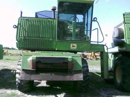 Used John Deere 6600 Combine parts.