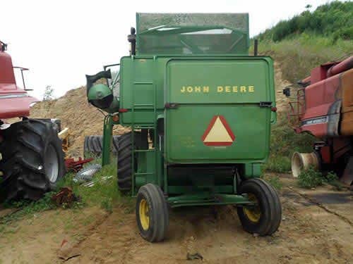 Used John Deere 6600 Combine parts.