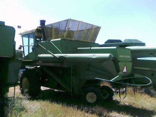 Used John Deere 6600 Combine parts.