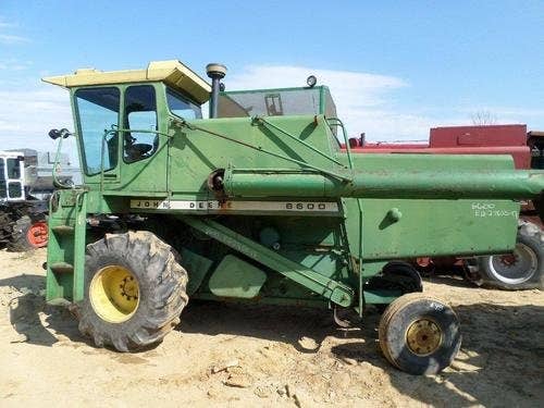Used John Deere 6600 Combine parts.
