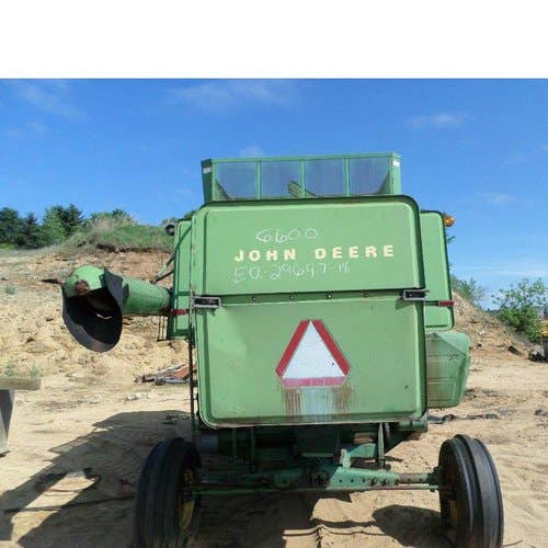 Used John Deere 6600 Combine parts.