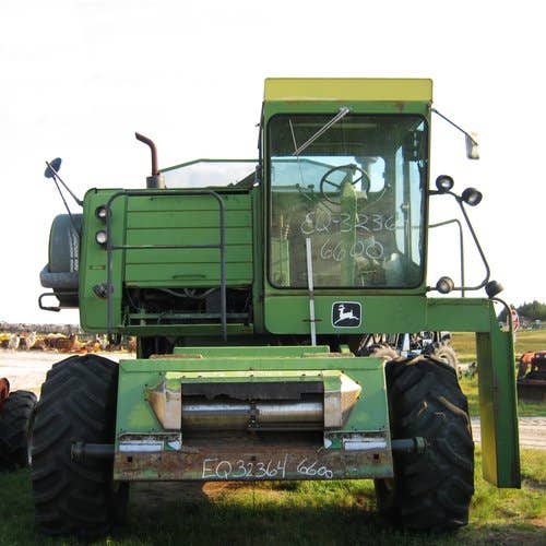 Used John Deere 6600 Combine parts.