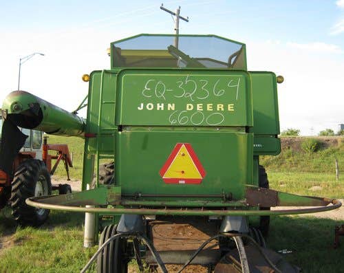 Used John Deere 6600 Combine parts.
