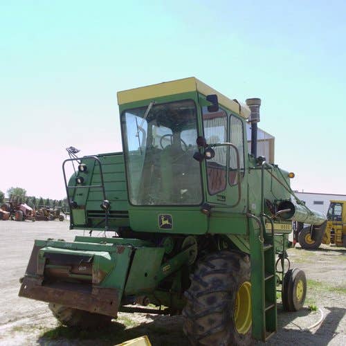 Used John Deere 6600 Combine parts.