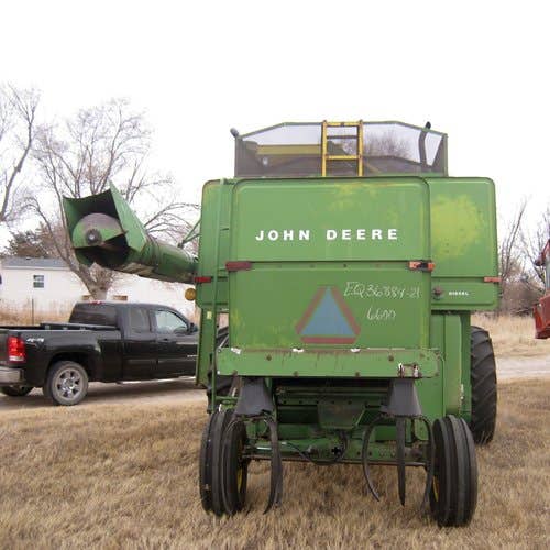 Used John Deere 6600 Combine parts.