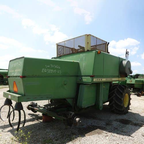 Used John Deere 6600 Combine parts.