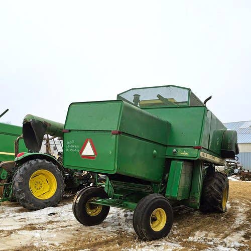 Used John Deere 6600 Combine parts.