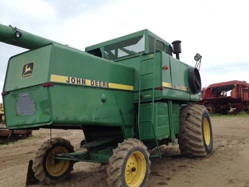 1984 Used John Deere 6620 Combine parts.