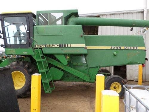 Used John Deere 6620 Combine parts.